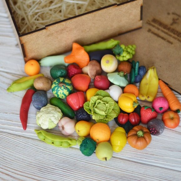 Miniature vegetables and fruits Polymer clay minia - Picture 8 of 10